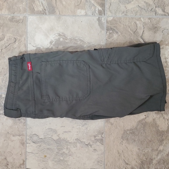 Wrangler Shorts - Picture 1 of 6